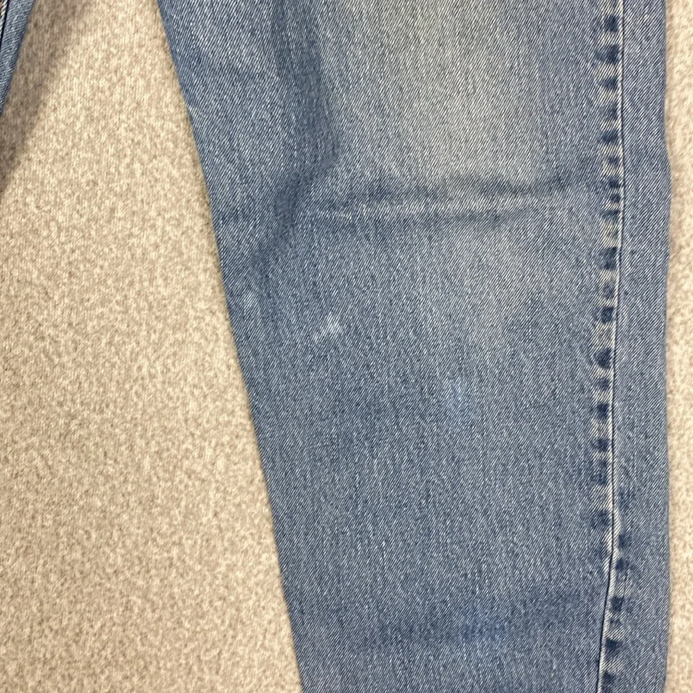Levi’s 550 relaxed fit tapered leg 36x30 jeans cut date 2009 grunge cotton